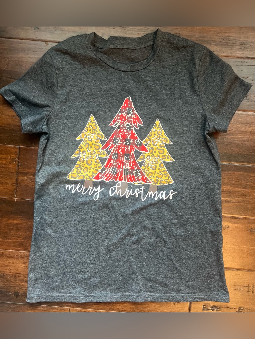 Women's Merry Christmas Graphic Tee - Charcoal with Red & Yellow Trees